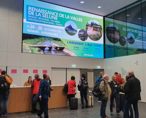 20190924_083606_recption_desk_CR_ERN_Simon Burner